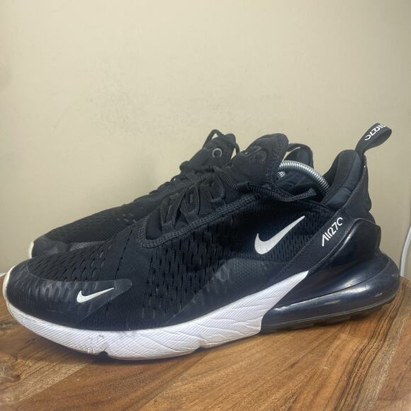 Nike Air Max 270 Mens Black And White Size 12 Low Top Athletic Shoes AH8050-002 - Picture 2 of 9